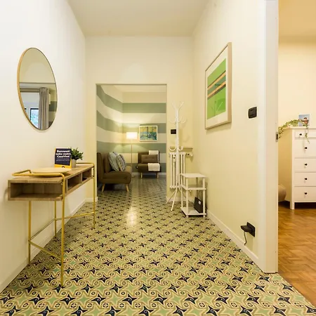 Casaviva - Trilo In With Parking & Shared Pool Appartamento