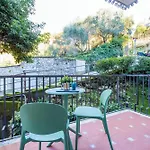 Apartment Casaviva - Trilo In With Parking & Shared Pool Camogli