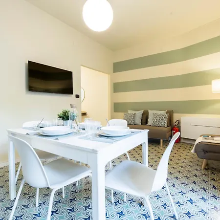Casaviva - Trilo In With Parking & Shared Pool カモーリ