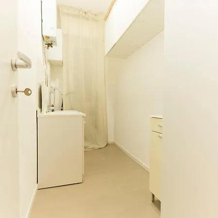 Casaviva - Trilo In With Parking & Shared Pool *